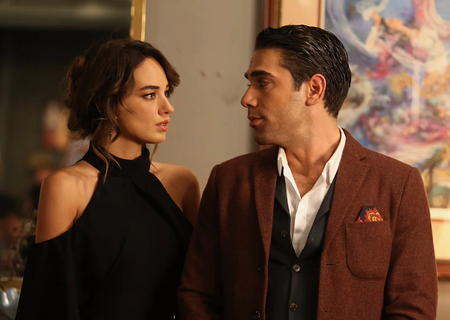 Расскажи мне, как любить: кадры