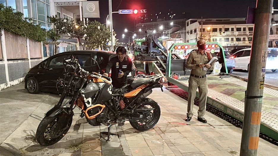 Второй Джомтьен стал местом ДТП. 