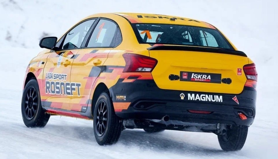 На спортивной Lada Iskra, дебютировавшей несколько дней назад на Гонке Чемпионов в Тольятти, использовался электроусилитель руля производства АО Автоэлектроника (г. Калуга). Деталь выдержала экстремальные условия езды на «отлично», сообщили в Агентстве развития Калужской области.