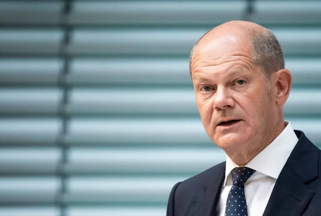    Шольц назвал плохим знаком ужесточение миграционной политики в бундестаге