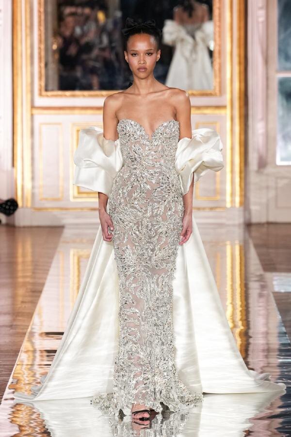 Haute Couture весна-лето 2025 от Zuhair Murad на Неделе высокой моды в Париже SS25 (29 января 2025 г.).