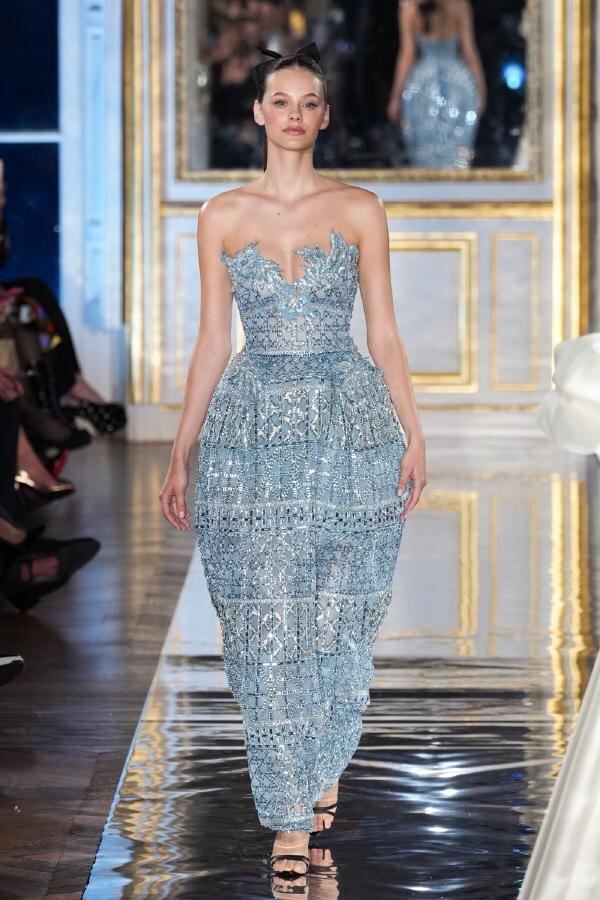 Haute Couture весна-лето 2025 от Zuhair Murad на Неделе высокой моды в Париже SS25 (29 января 2025 г.).