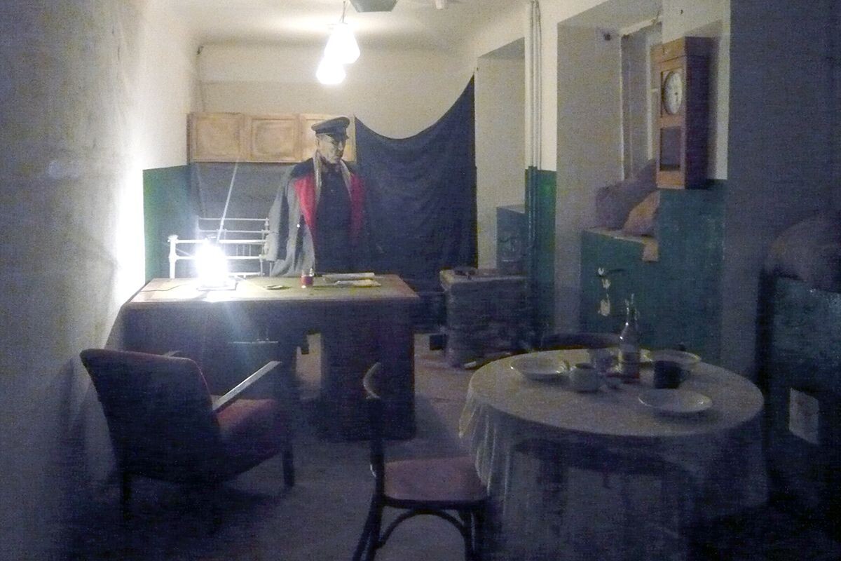 Подвал под центральным универмагом Сталинграда, где находился бункер Паулюса, в котором его взяли в плен. Фото: "Донская газета"