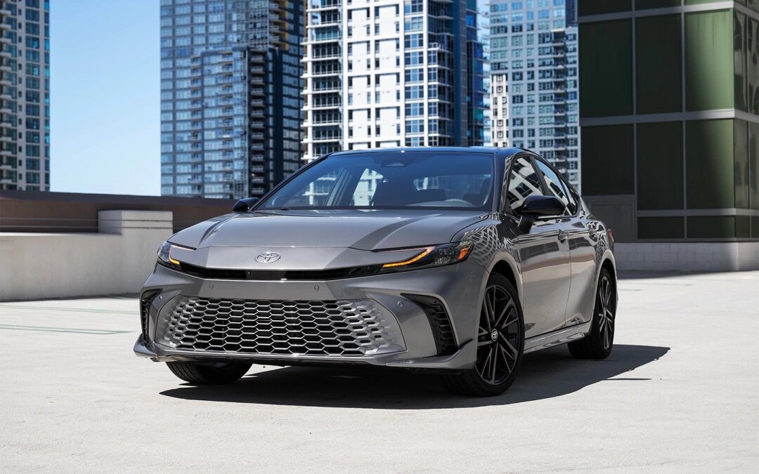 Toyota Camry (Фото: Toyota)