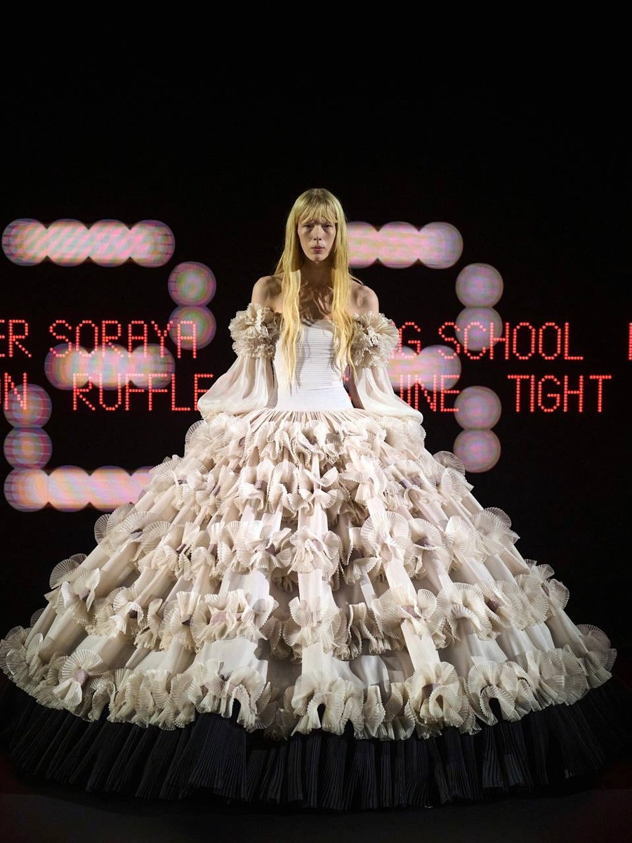 Новая коллекция Valentino 2025 от Алессандро Микеле