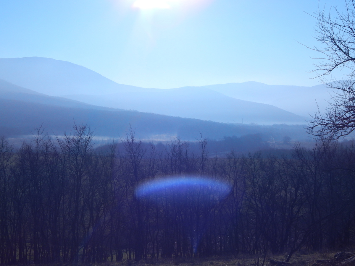 Зимний вид на горы.