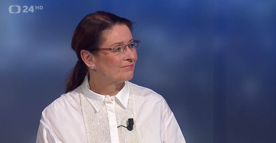 «37 лет, которые я там прожила, - это просто потерянные годы», - вспоминает Мирослава Немцова. С сайта партии Мирославы Немцовой. 