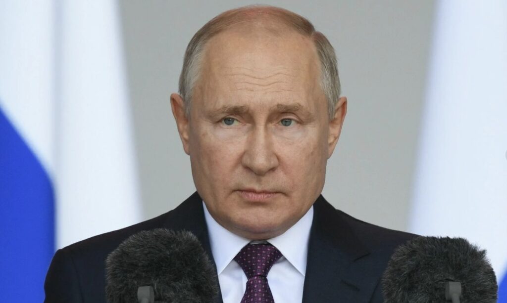 Разница между allow и let