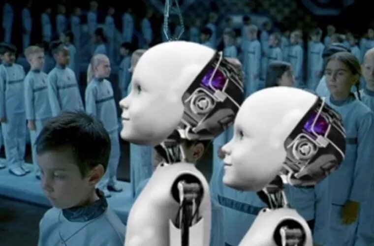 Подлинный смысл происходящего всегда становится очевидным для многих значительно позже.