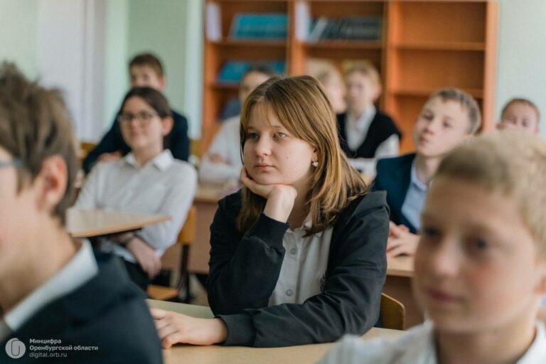    Оренбургские школьники станут грамотнее в финансовом плане Марина Шарт
