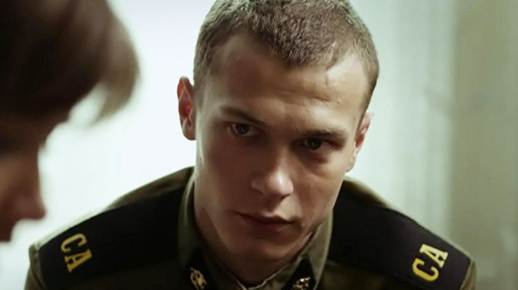 Кадр из мини-сериала «Мотыльки», 2013 год, режиссёр Виталий Воробьёв