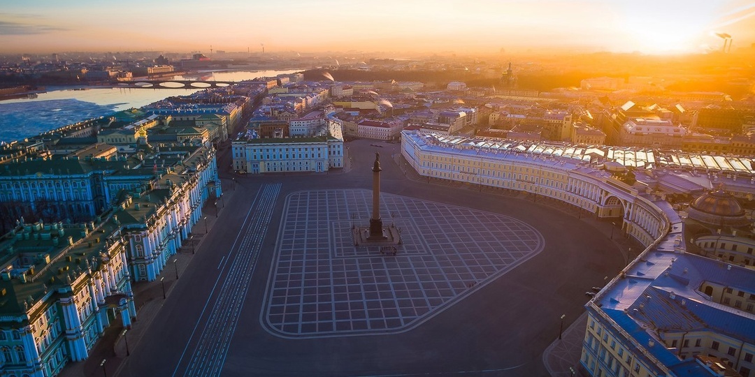 Я целый август пробыл в Петербурге
