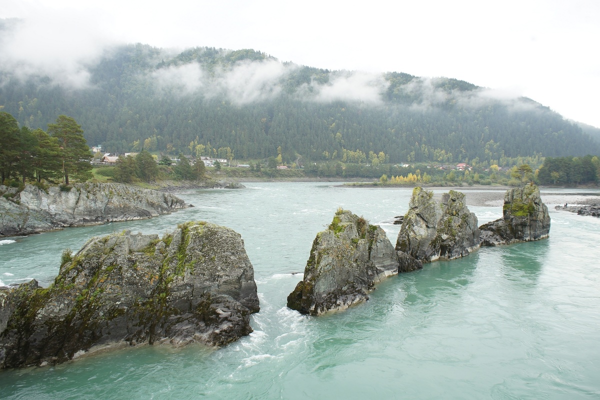 "Зубы Дракона" на реке Катунь в сентябре, фото автора