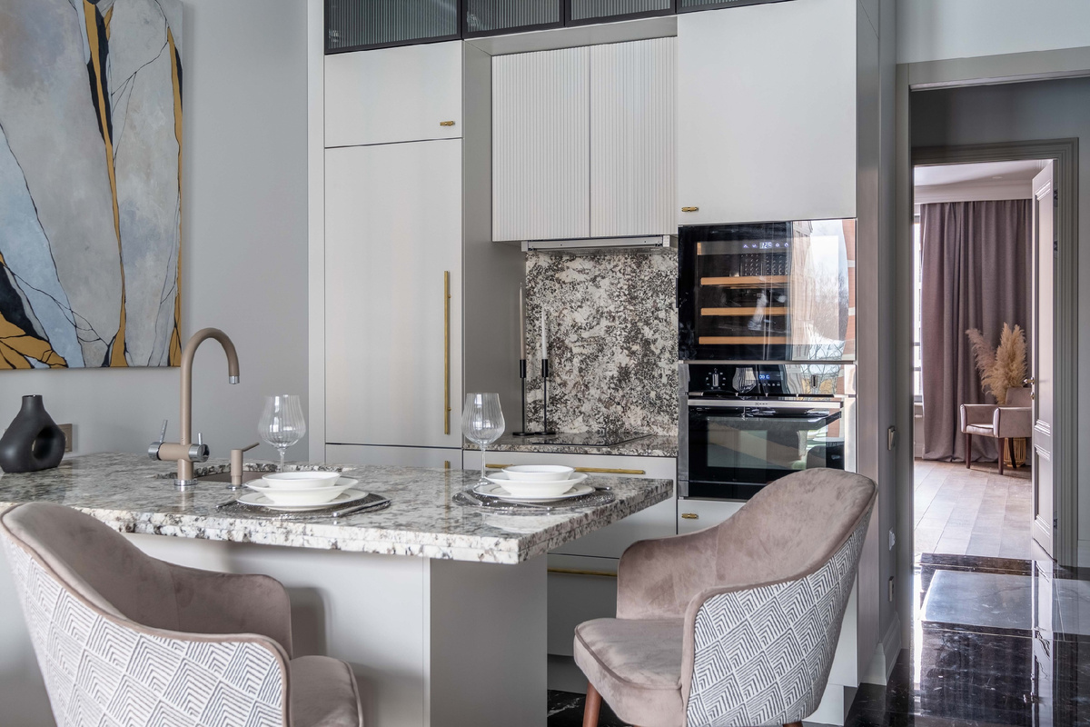 Проект "Проф Ремонта" квартира в неоклассическом стиле