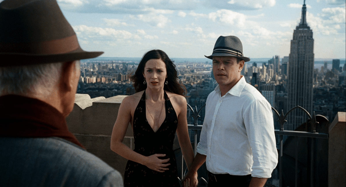 кадр из х/ф "Меняющие реальность"