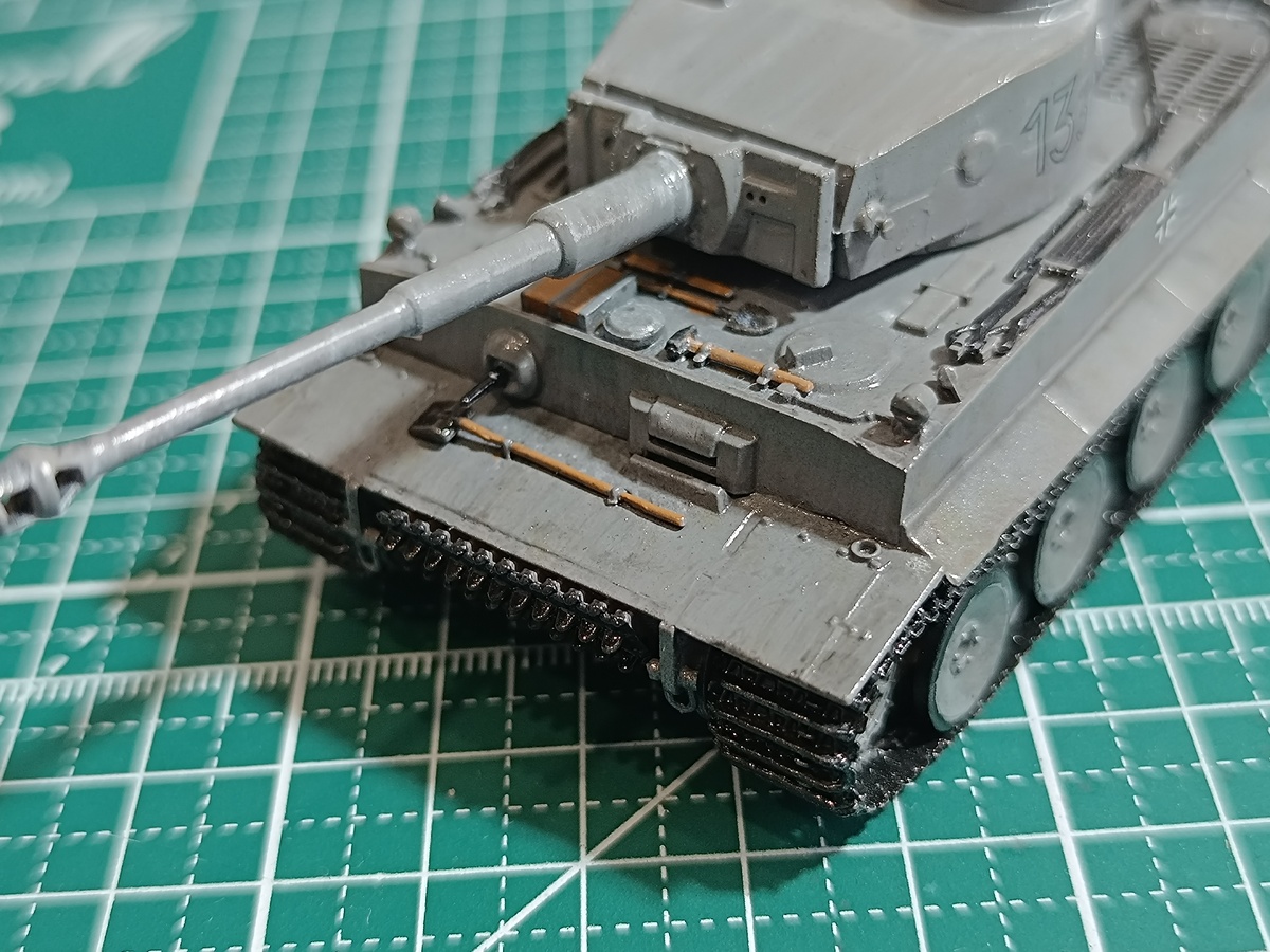 Фото автора. Т-6 в 72 масштабе от Звезды до нанесения смывки, но после подтеков.