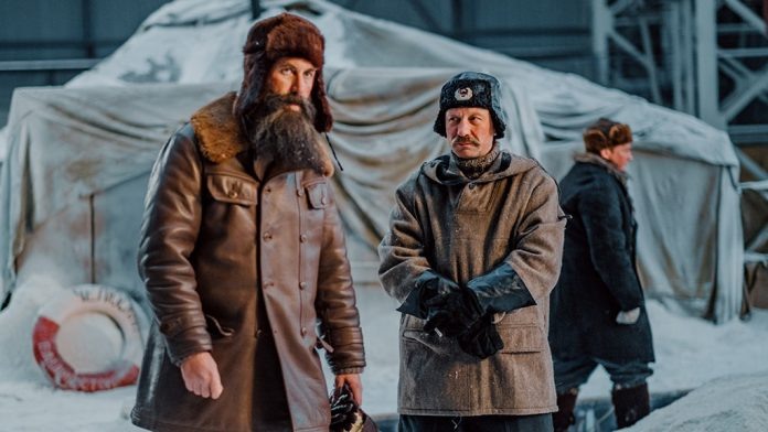 Челюскин. Первые