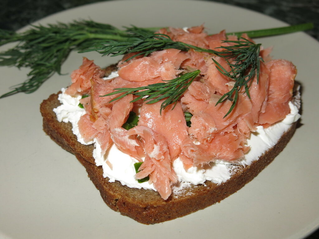 Бутерброд с горбушей