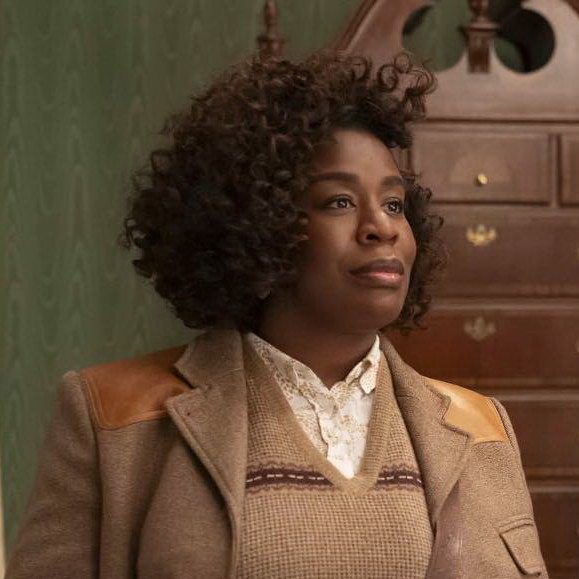     Узо Адуба изучает труп и президентскую команду в трейлере «Убийства в Белом доме»