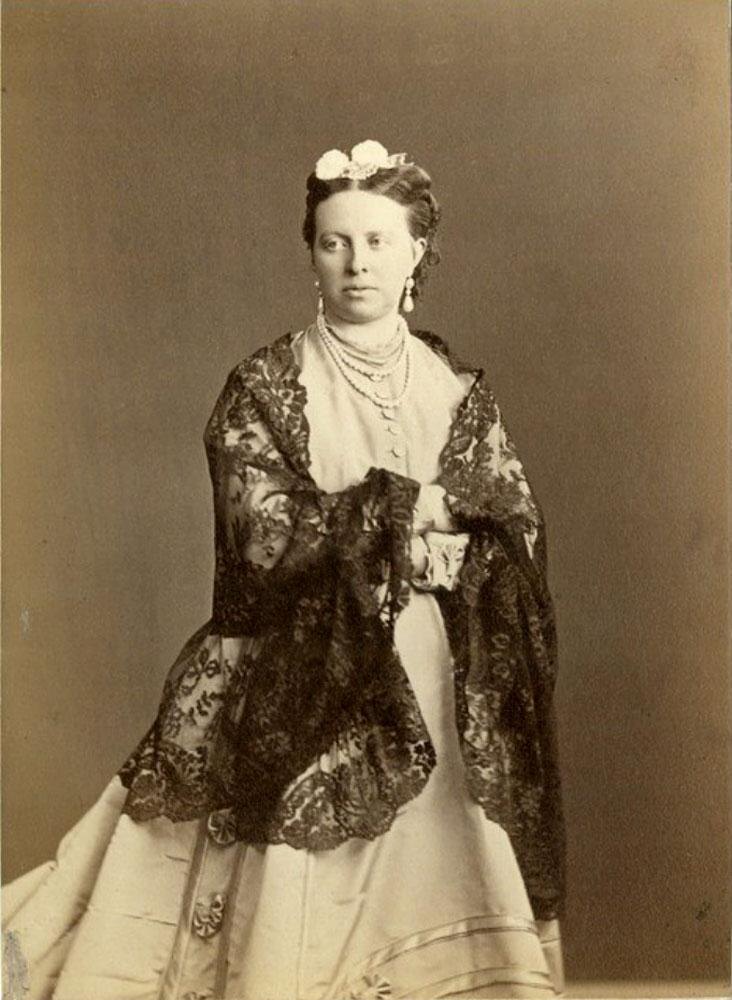 Александра Петровна