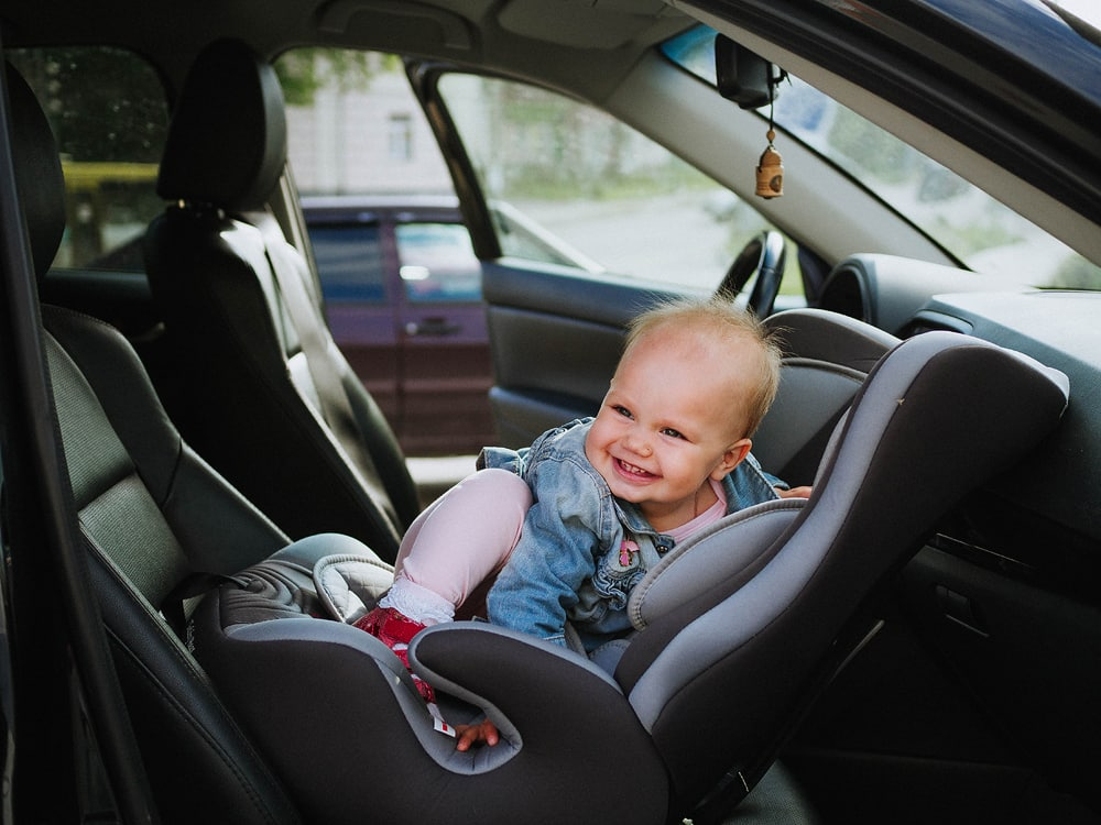 Аня в машине между встречами