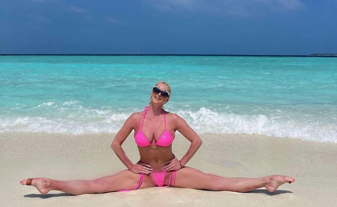 Балерина и мальдивский песок...