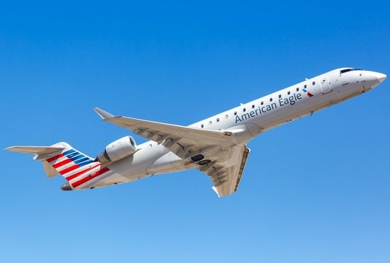   Bombardier CRJ700