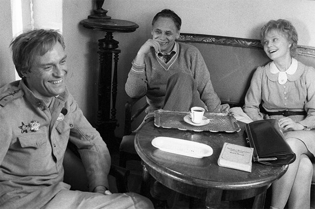    Борис Щербаков, Владимир Наумов и Наталия Белохвостикова на съёмках фильма «Берег», апрель 1984 года. Фото:  РИА Новости/ Галина Кмит