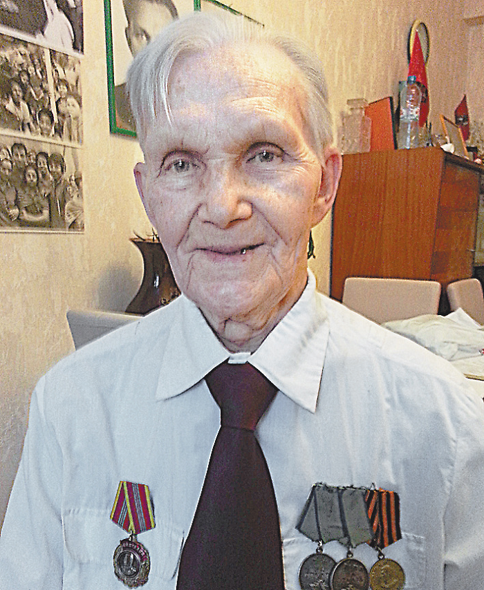 Станислав Лапин