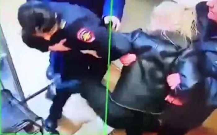 Источник фото: скриншот видео/ телеграм-канал "Дальневосточная полиция"