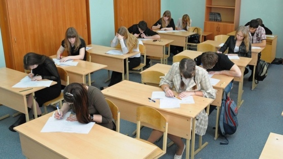    В России хотят дополнить список документов для поступления в школы детей мигрантов Егор Гордеев