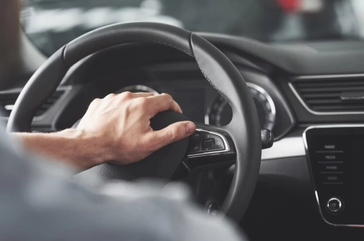    В Чувашии приставы отыскали спрятанный автомобиль должника