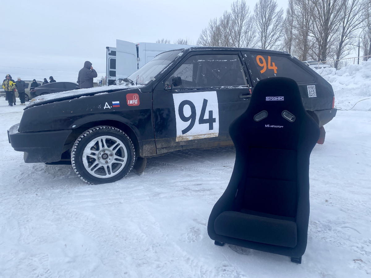 Машина прибыла из Ижевска ещё осенью, с тех пор к ней было приобретено многое из железа и не только. 