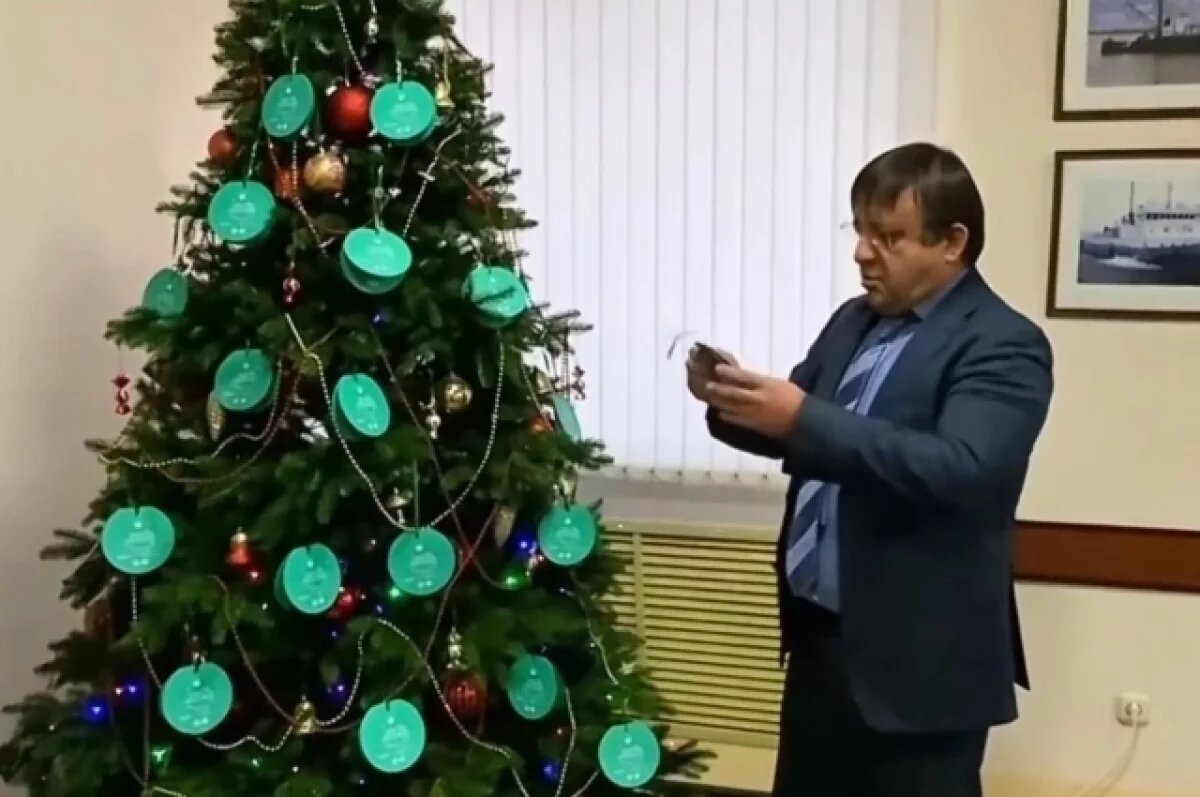    В Астрахани 11-летняя девочка получила новогодний подарок от Росморпорта