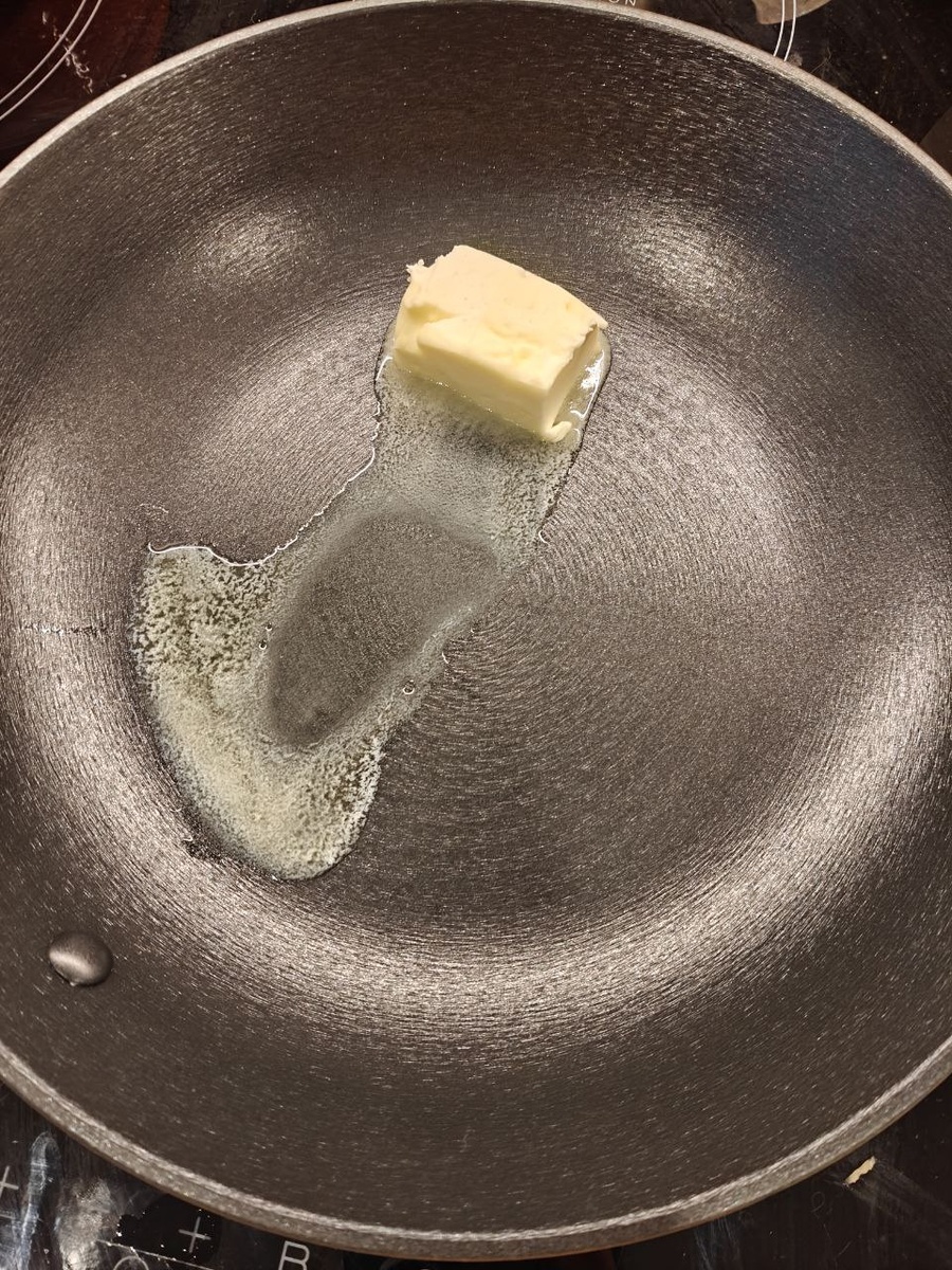 а масло уже тут как тут