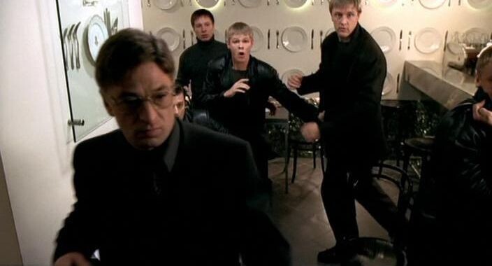    стоп-кадр из фильма «Бумер»