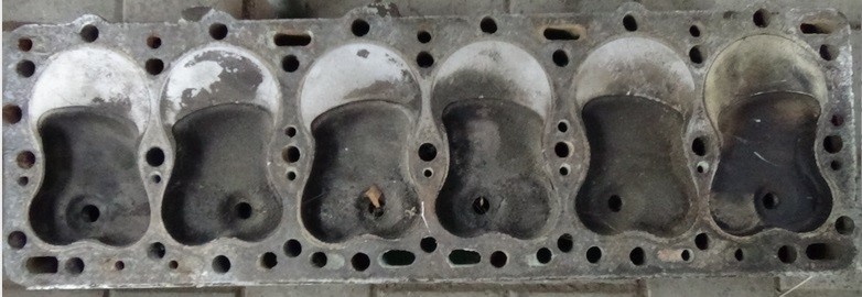 Фото 1. ГБЦ двигателя ГАЗ 52.