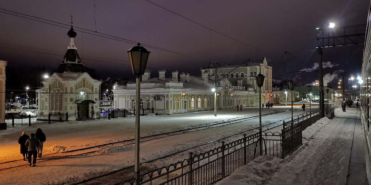 Проводник вагона пассажирского поезда @Domsad777 