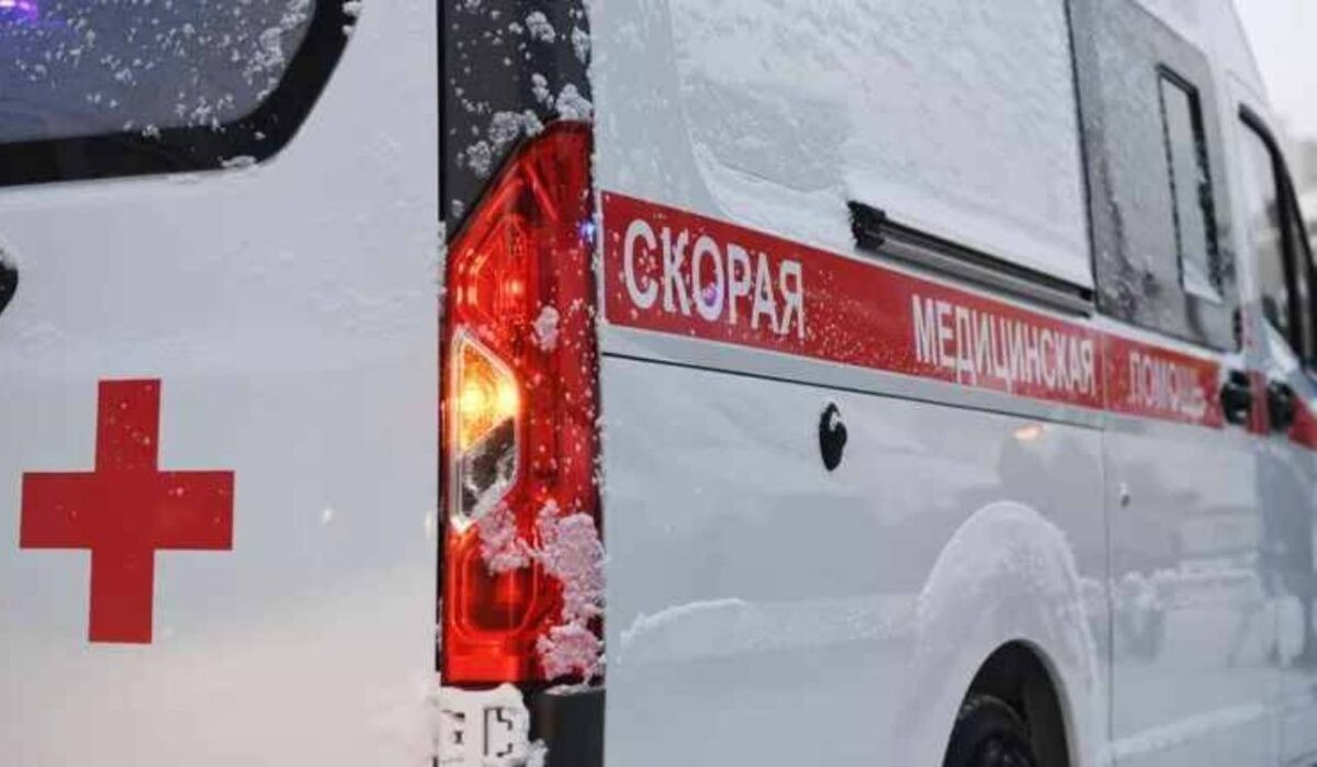     Автомобиль скорой помощи Источник: ria.ru Автор фото: Александр Кряжев