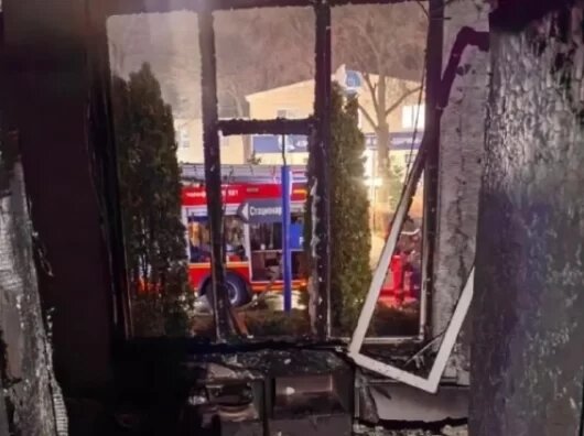    пожар в клинико-диагностическом центре // фото: ГУ МЧС по Ростовской области