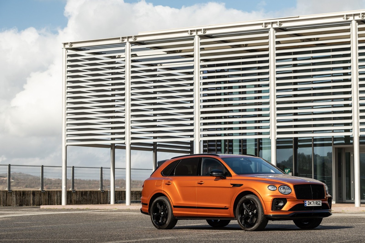    Bentley Bentayga S