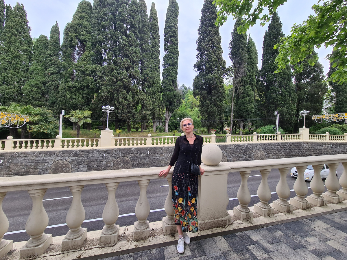 на Курортном бульваре возле фонтана "Сталагмиты"