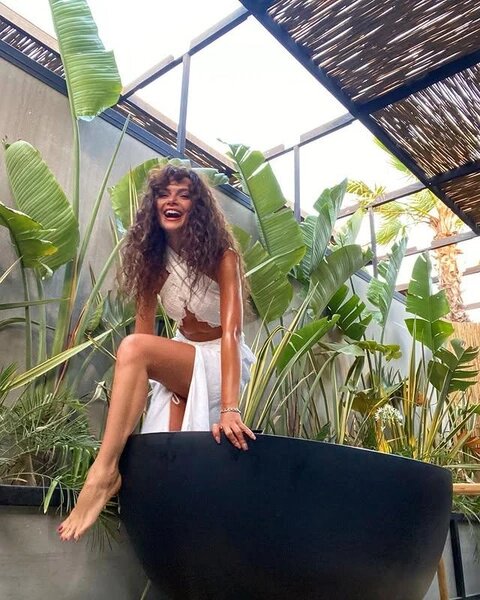 Фото из социальных сетей Синем Унсал