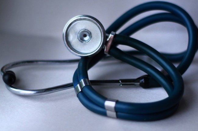    врач стетоскоп больница