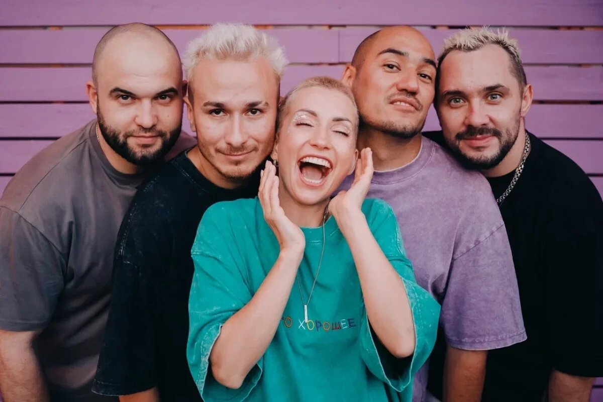    Коллектив исполнит любимые миллионами слушателей песни, которые вошли в новую программу «Я буду петь».