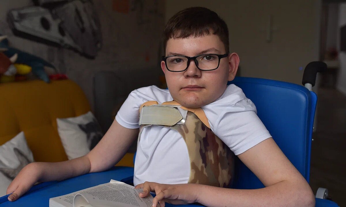 Помогли Алёше с оплатой операции на позвоночнике