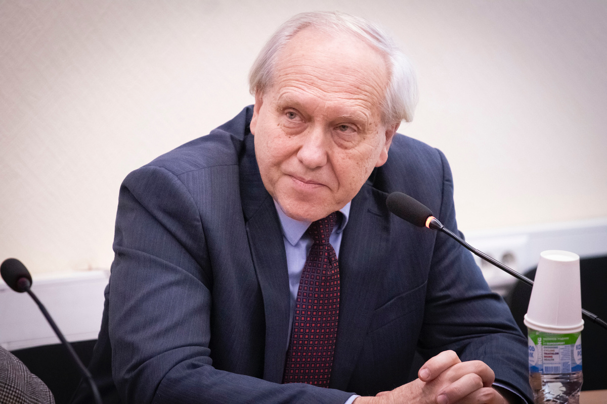 Константин Владимирович Зенкин