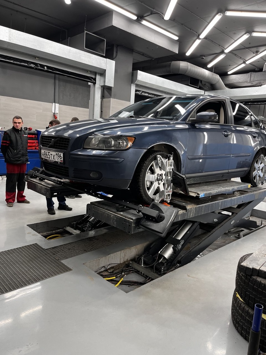 Автосервис Express-шина, процедура развал-схождение