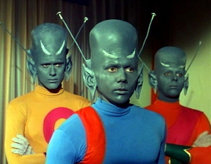 ...в 60-е было модно снимать наивную фантастику с нелепыми инопланетянами