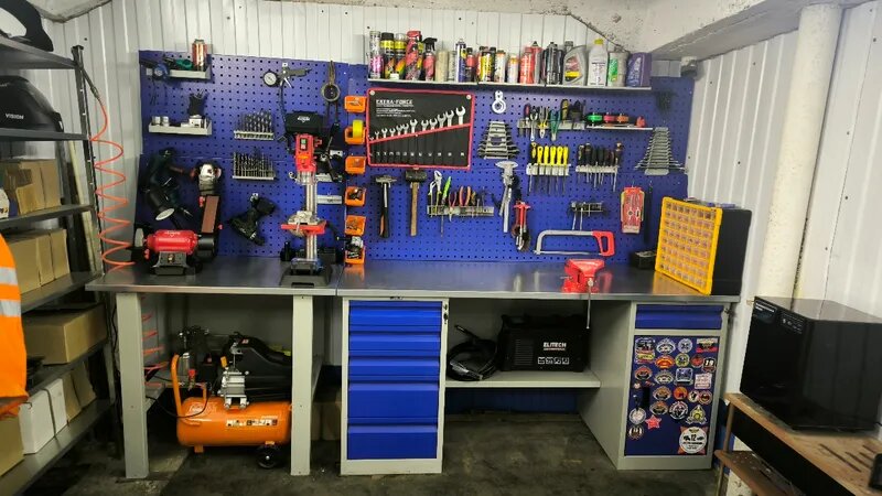 Металлические верстаки с перфорированными экранами